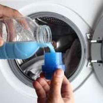 Liquid laundry detergent making recipe with formulations